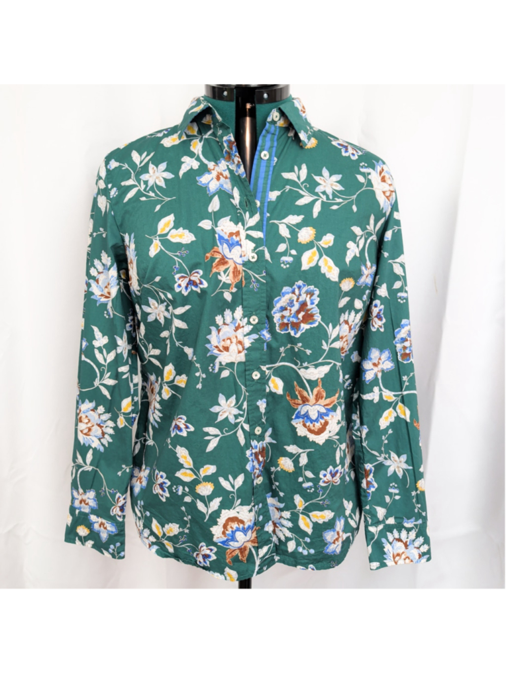 Ladies' Talbots Green Long Sleeve Button Down Shirt Large